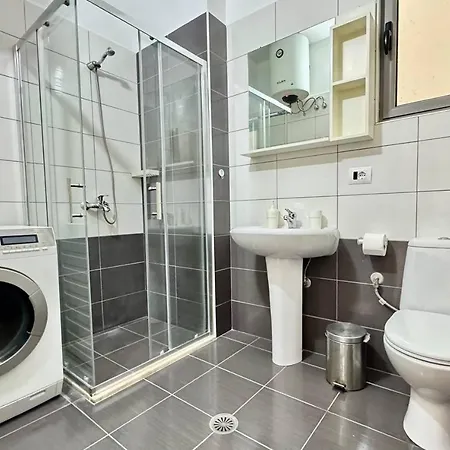Design Sea View Apartment