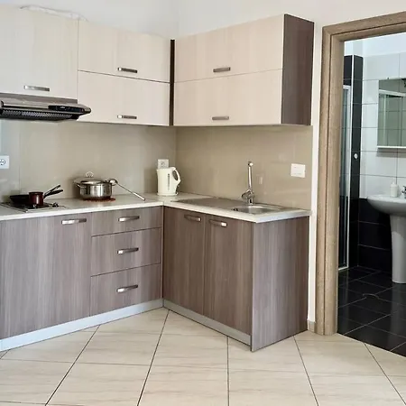 Design Sea View Apartment Σαράντα